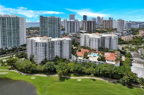 20000 E Country Club Drive Aventura FL 33180