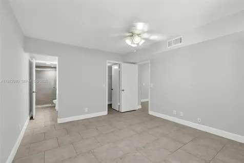3014 SW 21st Terrace Delray Beach FL 33445