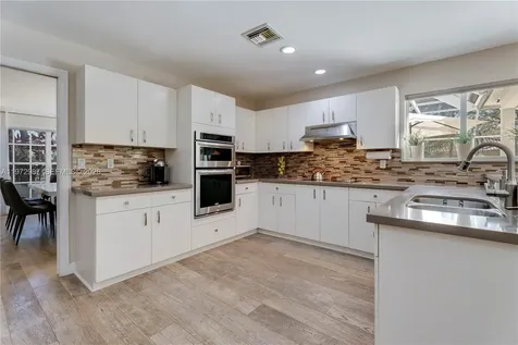 16085 SW 84th Place Palmetto Bay FL 33157