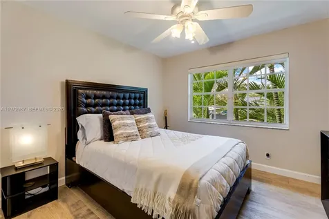 16085 SW 84th Place Palmetto Bay FL 33157