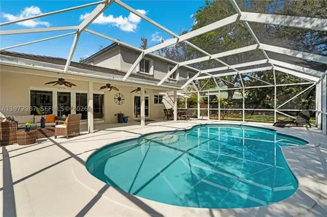 16085 SW 84th Place Palmetto Bay FL 33157