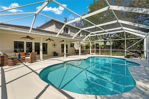 16085 SW 84th Place Palmetto Bay FL 33157