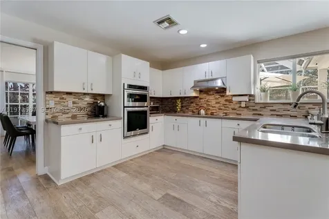 16085 SW 84th Place Palmetto Bay FL 33157