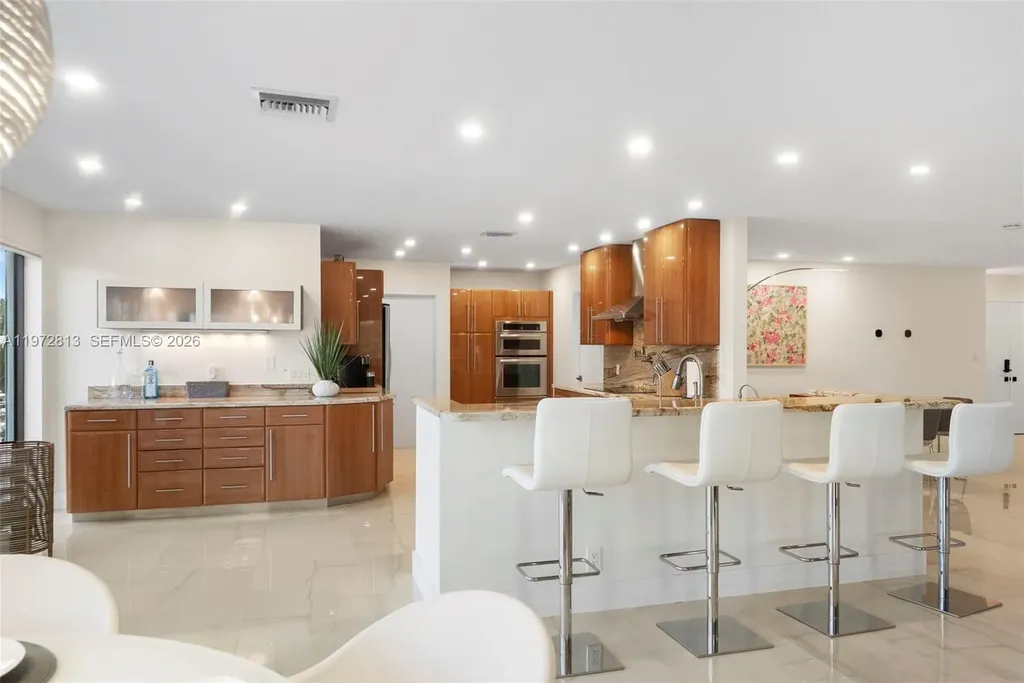 76 Isle Of Venice Drive Fort Lauderdale FL 33301