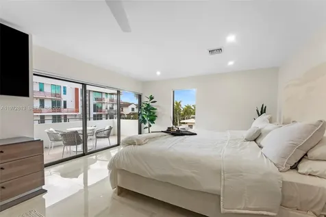 76 Isle Of Venice Drive Fort Lauderdale FL 33301