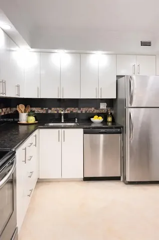3180 S Ocean Drive Hallandale Beach FL 33009