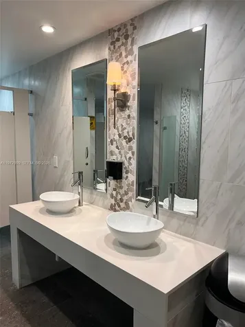 3180 S Ocean Drive Hallandale Beach FL 33009