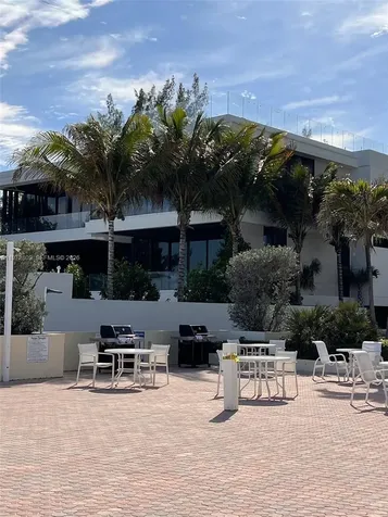 3180 S Ocean Drive Hallandale Beach FL 33009