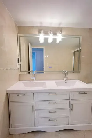 3180 S Ocean Drive Hallandale Beach FL 33009