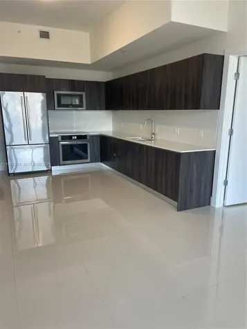 2960 NE 207 Aventura FL 33180