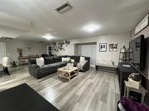 11421 NW 30th Place Sunrise FL 33323