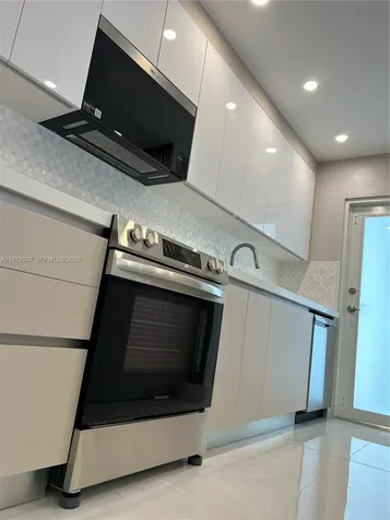 2430 NE 135th Street North Miami FL 33181