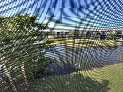 120 Lakeview Drive Weston FL 33326