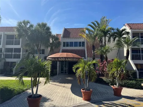 120 Lakeview Drive Weston FL 33326
