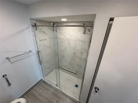 120 Lakeview Drive Weston FL 33326