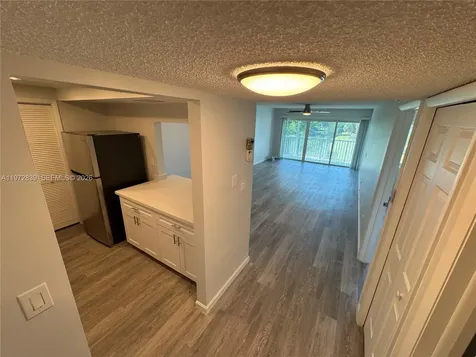 120 Lakeview Drive Weston FL 33326