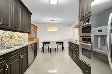 1800 NE 114th Street Miami FL 33181