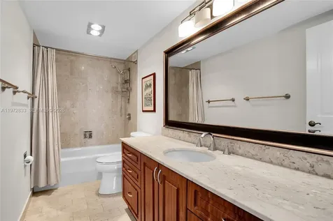 1800 NE 114th Street Miami FL 33181