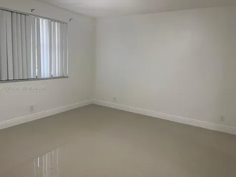 11202 Taft Street Pembroke Pines FL 33026