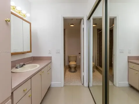 11202 Taft Street Pembroke Pines FL 33026