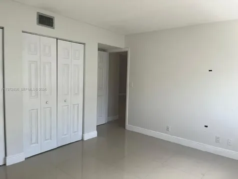 11202 Taft Street Pembroke Pines FL 33026