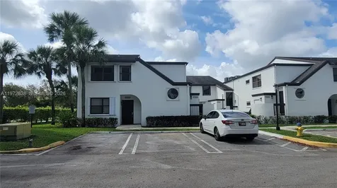 11202 Taft Street Pembroke Pines FL 33026