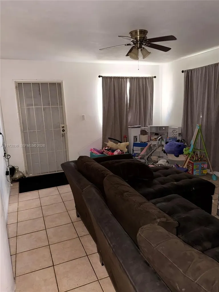 7191 Park Street Hollywood FL 33024