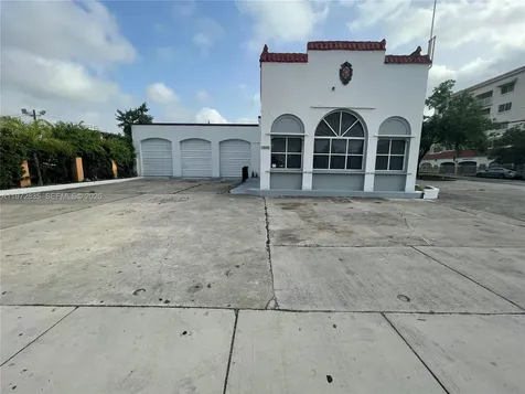 1505 W Flagler Street Miami FL 33135