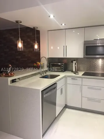 665 NW 85th Place Miami FL 33126