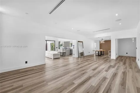 1424 Algardi Avenue Coral Gables FL 33146