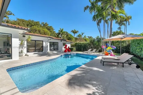 1424 Algardi Avenue Coral Gables FL 33146