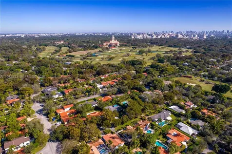 1424 Algardi Avenue Coral Gables FL 33146