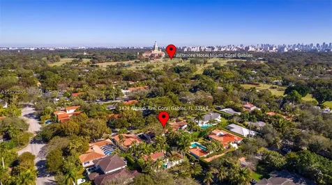 1424 Algardi Avenue Coral Gables FL 33146