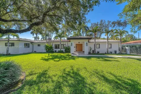 1424 Algardi Avenue Coral Gables FL 33146