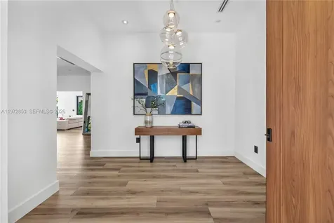 1424 Algardi Avenue Coral Gables FL 33146