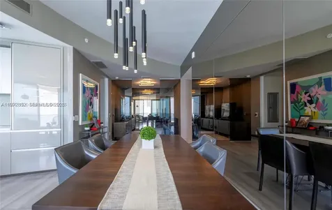 18975 Collins Avenue Sunny Isles Beach FL 33160