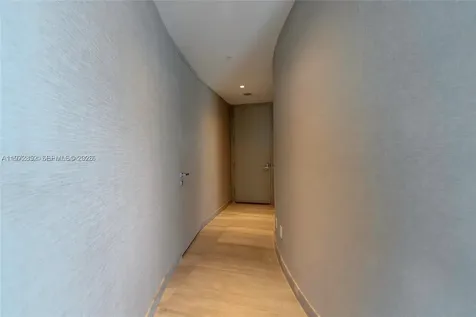 18975 Collins Avenue Sunny Isles Beach FL 33160