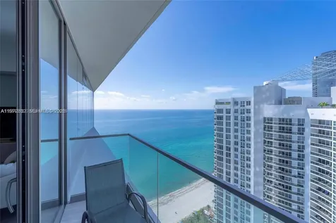 18975 Collins Avenue Sunny Isles Beach FL 33160