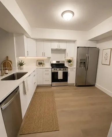 1765 Courtyard Way Naples FL 33114