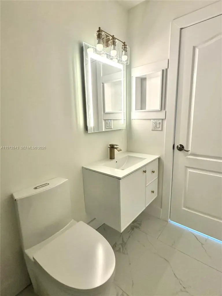 7690 Tahiti Lane Lake Worth FL 33467