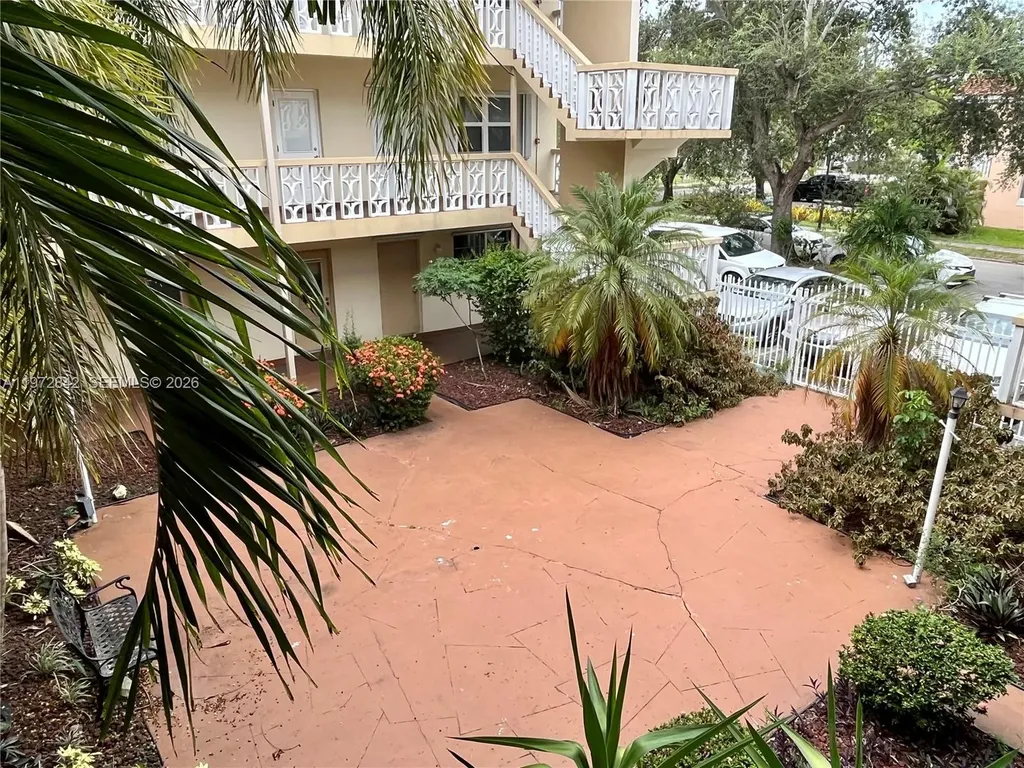 1958 Monroe Street Hollywood FL 33020