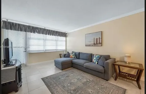 3725 S Ocean Drive Hollywood FL 33019