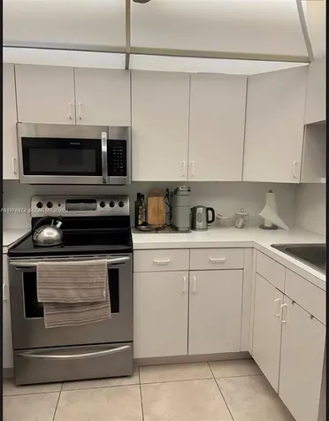 3725 S Ocean Drive Hollywood FL 33019
