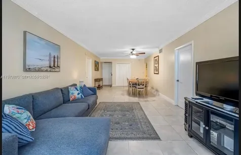 3725 S Ocean Drive Hollywood FL 33019