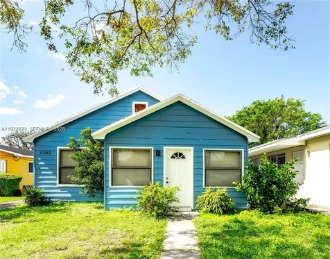 11080 Peachtree Drive Miami FL 33161