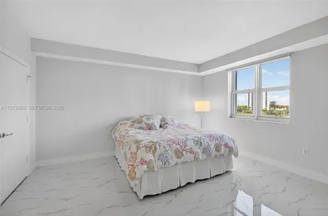 20000 E Country Club Drive Aventura FL 33180