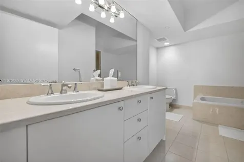 20000 E Country Club Drive Aventura FL 33180