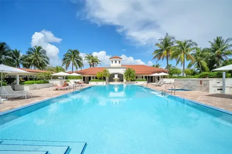 20000 E Country Club Drive Aventura FL 33180