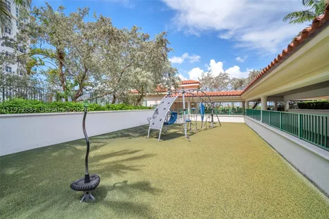 20000 E Country Club Drive Aventura FL 33180