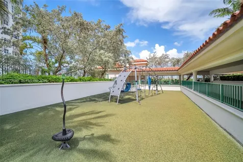 20000 E Country Club Drive Aventura FL 33180